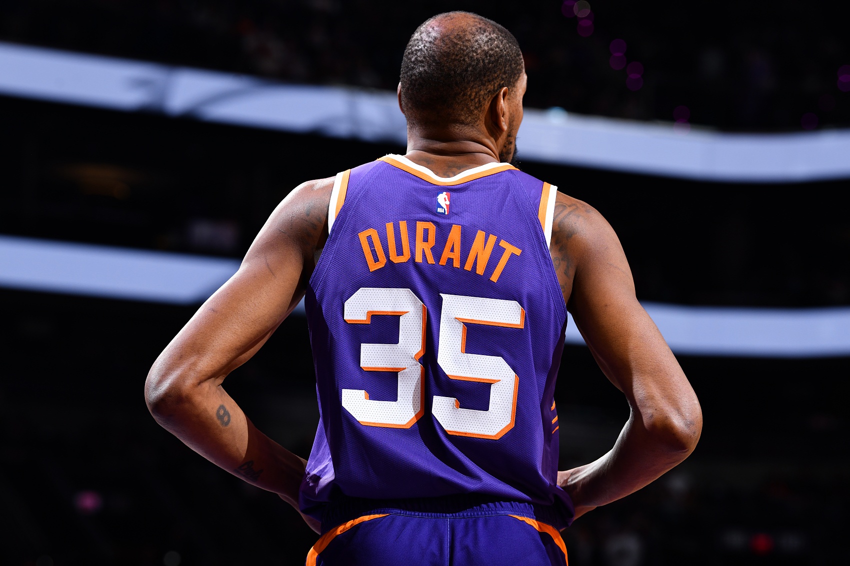 杜兰特死神模式开启 太阳队剑指西部第一排名