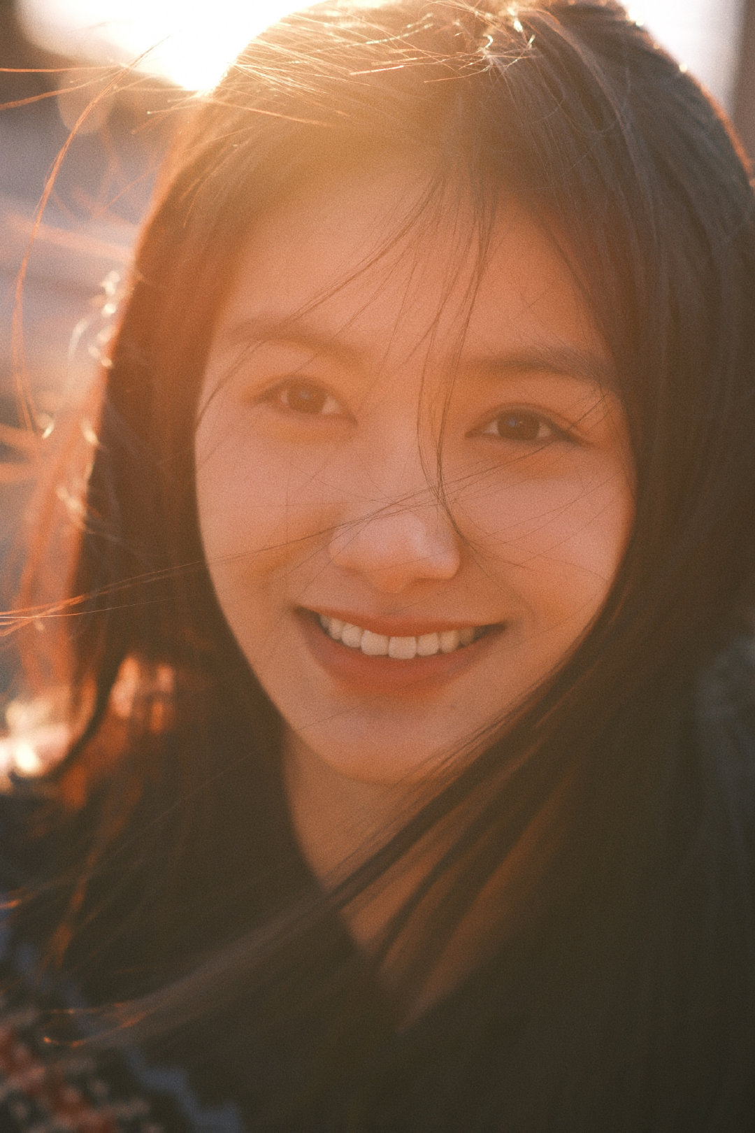 张籽沐一整个都很有氛围的长相 高干文很符合