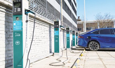 全国充电基础设施数量超1300万台（图片新闻）