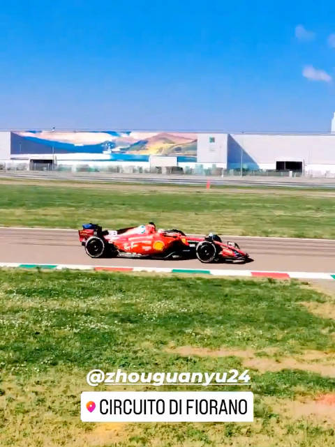 周冠宇@车手周冠宇 开上法拉利赛车啦！