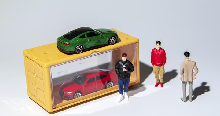 保险315|车主诉保费高，险企叹承保亏！新能源车险困局如何破？