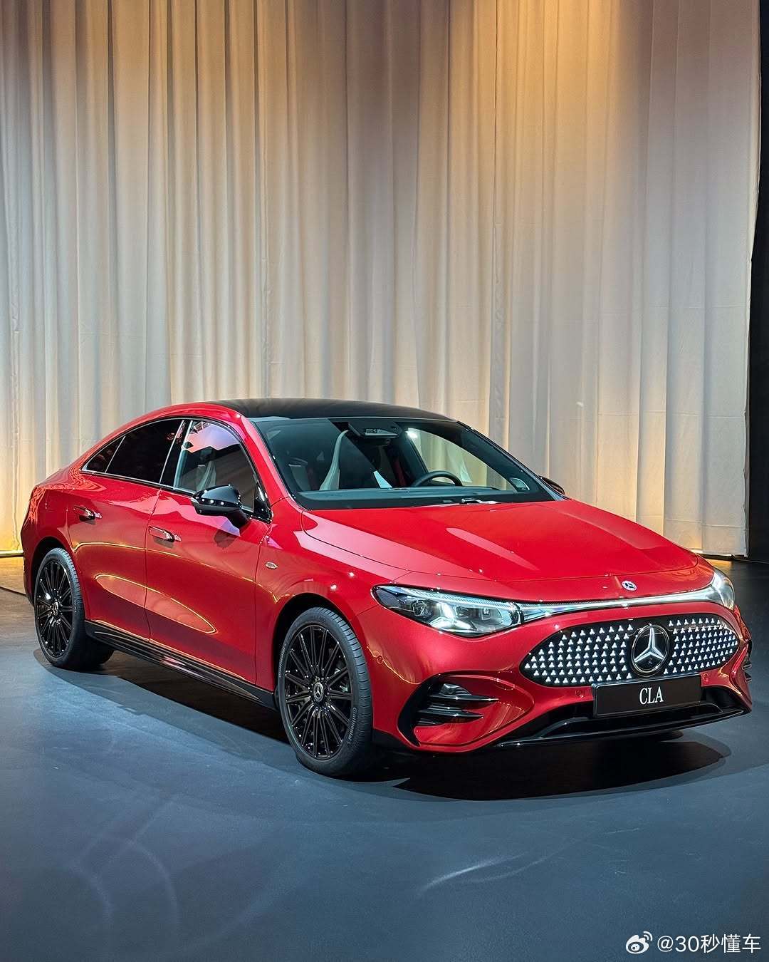 全新奔驰CLA 内饰依旧没得喷，这外观颜值你打几分？