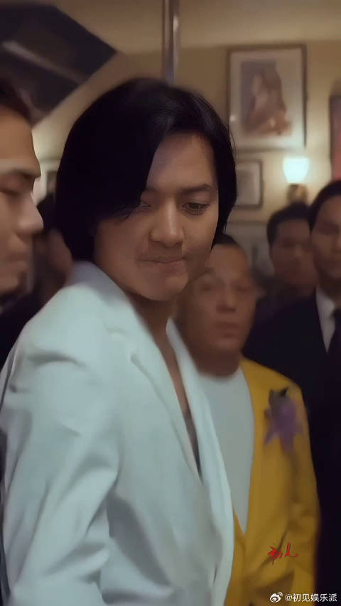 80后的经典回忆又帅又吊古惑仔系列，只手遮天郑伊健和张耀扬