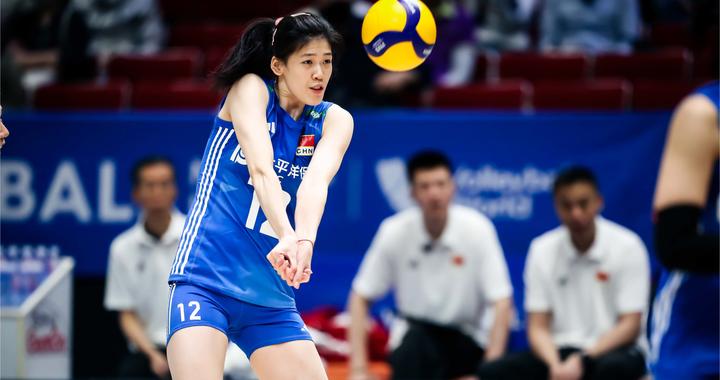 女排首发将换新！李盈莹王梦洁暂退二线，龚翔宇袁心玥“不动产”