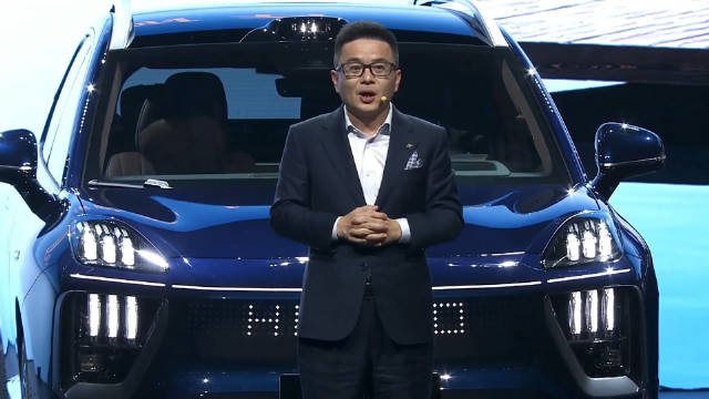 行业首搭军工级夜视系统！