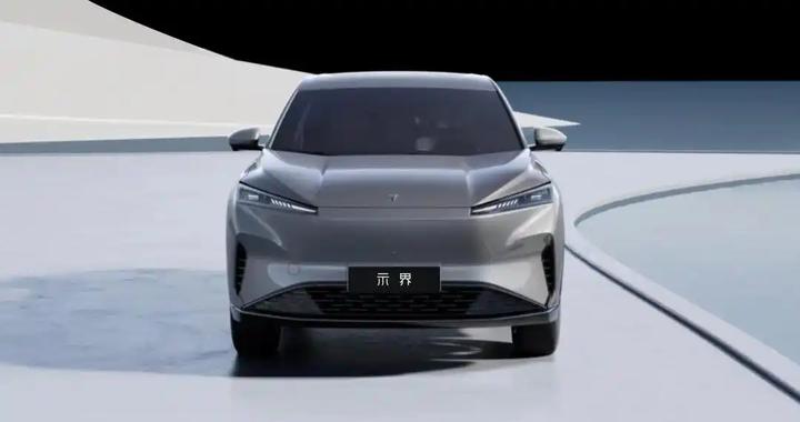 我以为示界想蹭鸿蒙，结果它出了台富康蹭雪铁龙