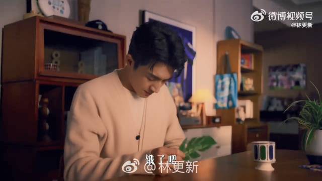 能让重庆战狼和林更新这种顶流称赞不已的真顶流会是谁？