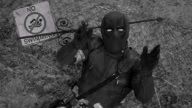 庆祝死侍正式开拍10周年，瑞安雷诺兹倒放快剪《死侍》三部曲！