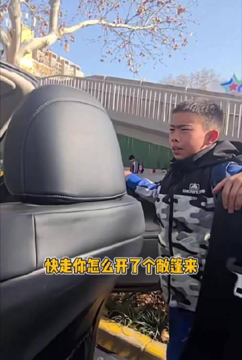 你怎么开了个敞篷来，我要开小米~小米SU7