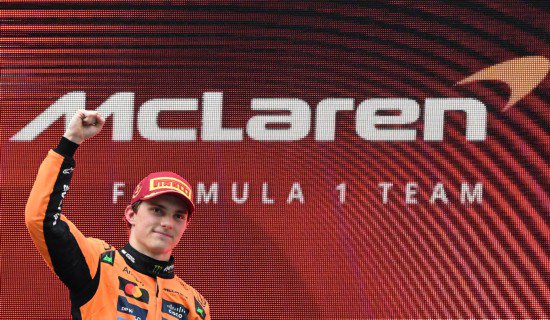 迈凯轮车手皮亚斯特里首夺F1中国大奖赛桂冠