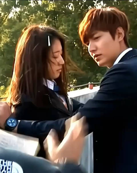 继承者们花絮，还在看还是甜甜的