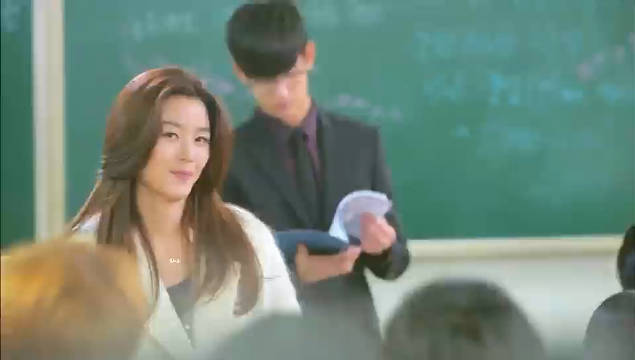 都敏俊判定论文零分！千颂伊当场傻眼！