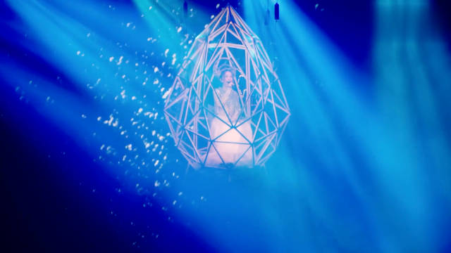 《To HEBE To田馥甄：生日快乐，生命为你谱摇滚乐的诗》