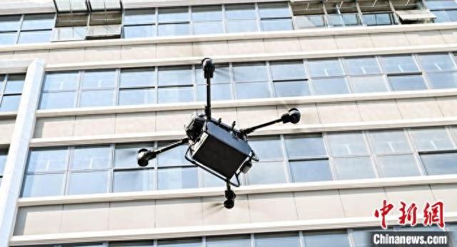 4月1日,穗莞跨城低空物流配送航线启动。 (广州开发区穗港智造合作区管理委员会供图)