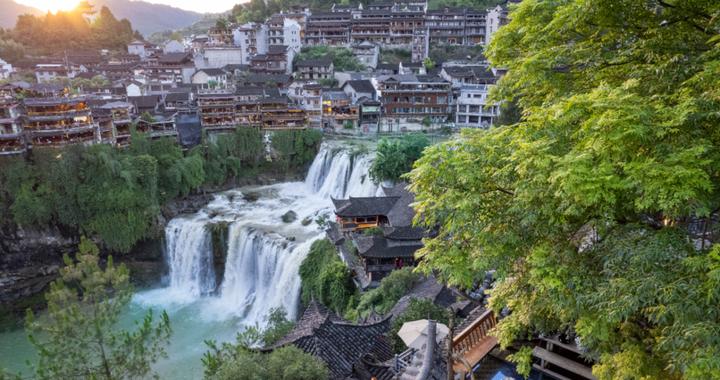 散文丨段淑芳：芙蓉镇113号门面