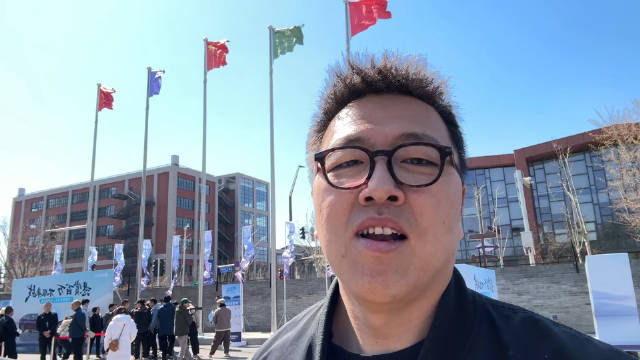 周末开小米SU7，去首钢参加了一个自助泊车挑战！