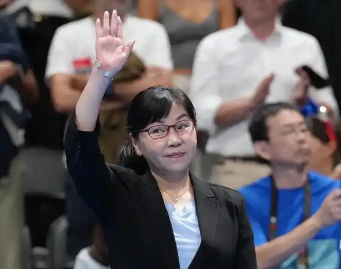 不是郭晶晶，周继红接班人或锁定，40岁，跳水名将，级别副厅