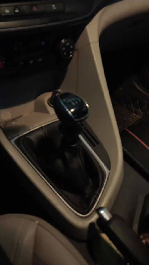 一时之间分不清它是手动挡还是自动挡