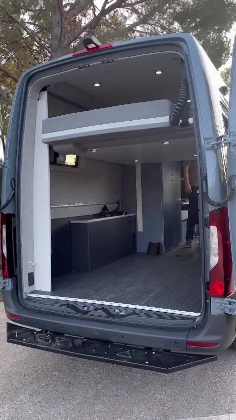 别人喜不喜欢升降床不好说，摩托佬一定喜欢