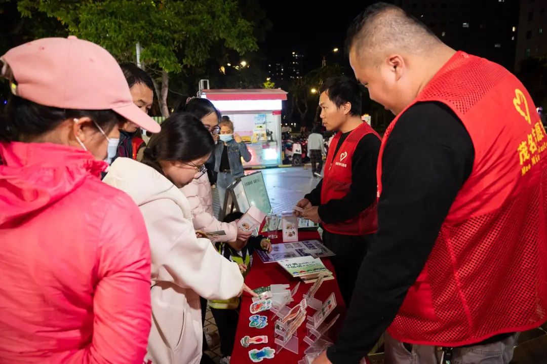 ▲市民群众参与垃圾分类趣味游戏。