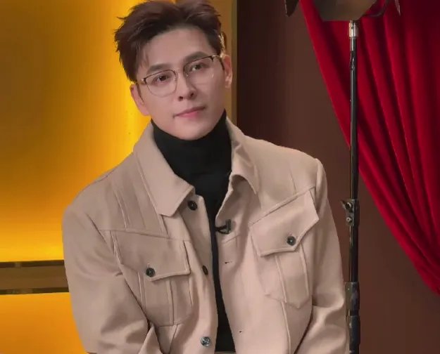 洪尧评论区挨骂！约女演员被痛批没边界感，本人破防删评好尴尬