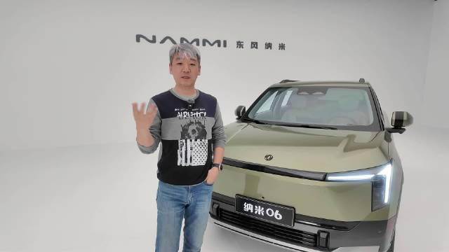 十万块的小车还配个天地尾门？实拍东风纳米06