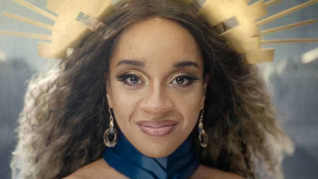 横扫艾美奖的神剧《黑镜》重磅回归，震碎你的三观，颠覆的你认知！