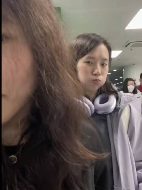 陈芋汐、卢为、昌雅妮，这是跳水女孩们的友谊，风华正茂的年纪，除了拼搏…