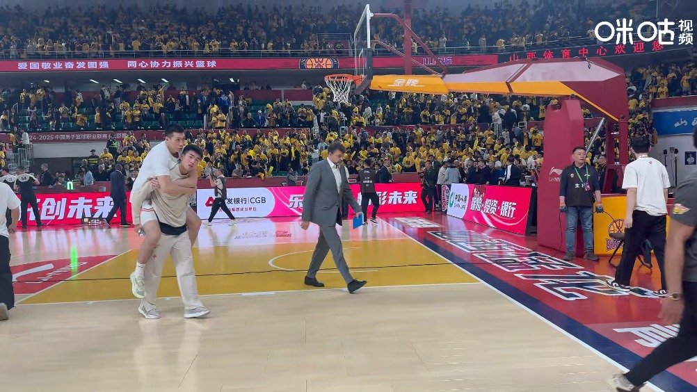 咪咕前方！希望没事！