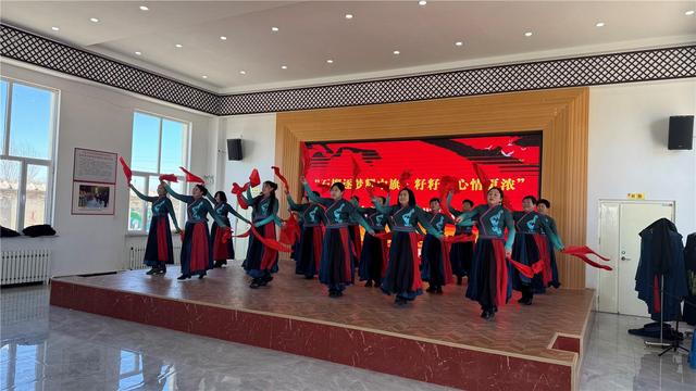 巴彦呼舒镇乌逊嘎查开展“石榴籽同心筑梦”系列主题活动。(资料图)