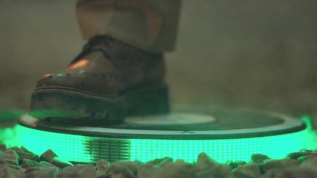 3000年后人类点歪科技树，百姓穷死…