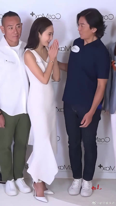 黎姿新店开业众好友到场支持，郑伊健惊喜亮相，两好友精彩同框