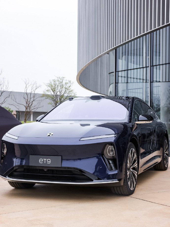 给蔚来ET9把购置税缴了，新能源购置税减免限额是3万元…