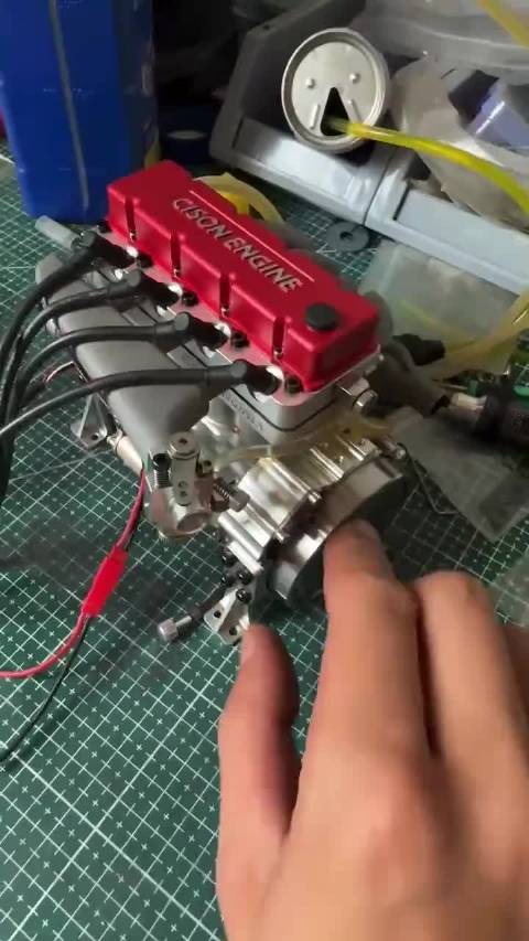 直列四缸发动机模型