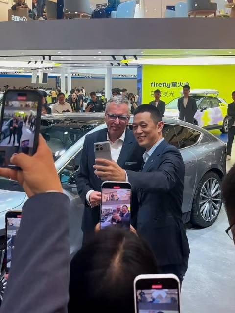 李斌抖音发布ET9车主第三视角视频