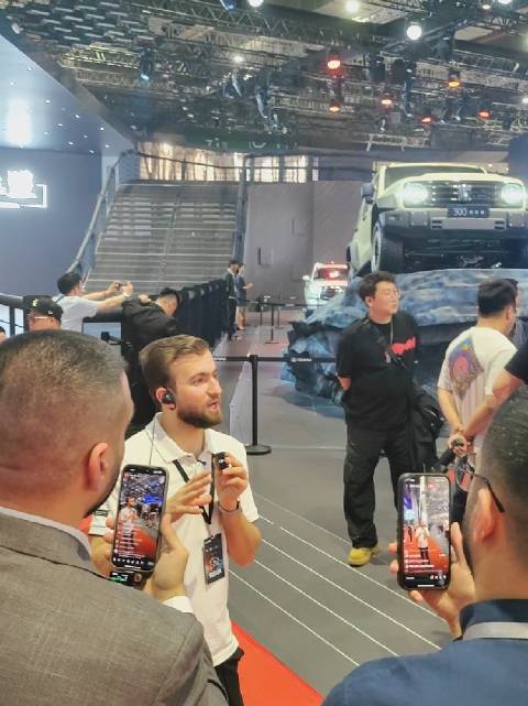 越来越多的老外，开始参加中国车展，关注中国汽车了！