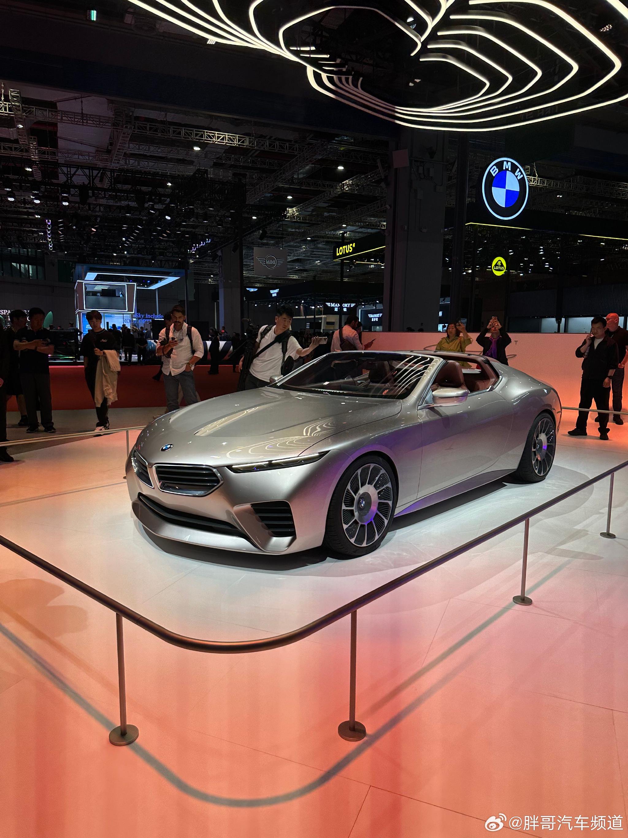 宝马携30余款新车亮相2025上海车展，限量版3系、i3及M4纽伯格林版上市