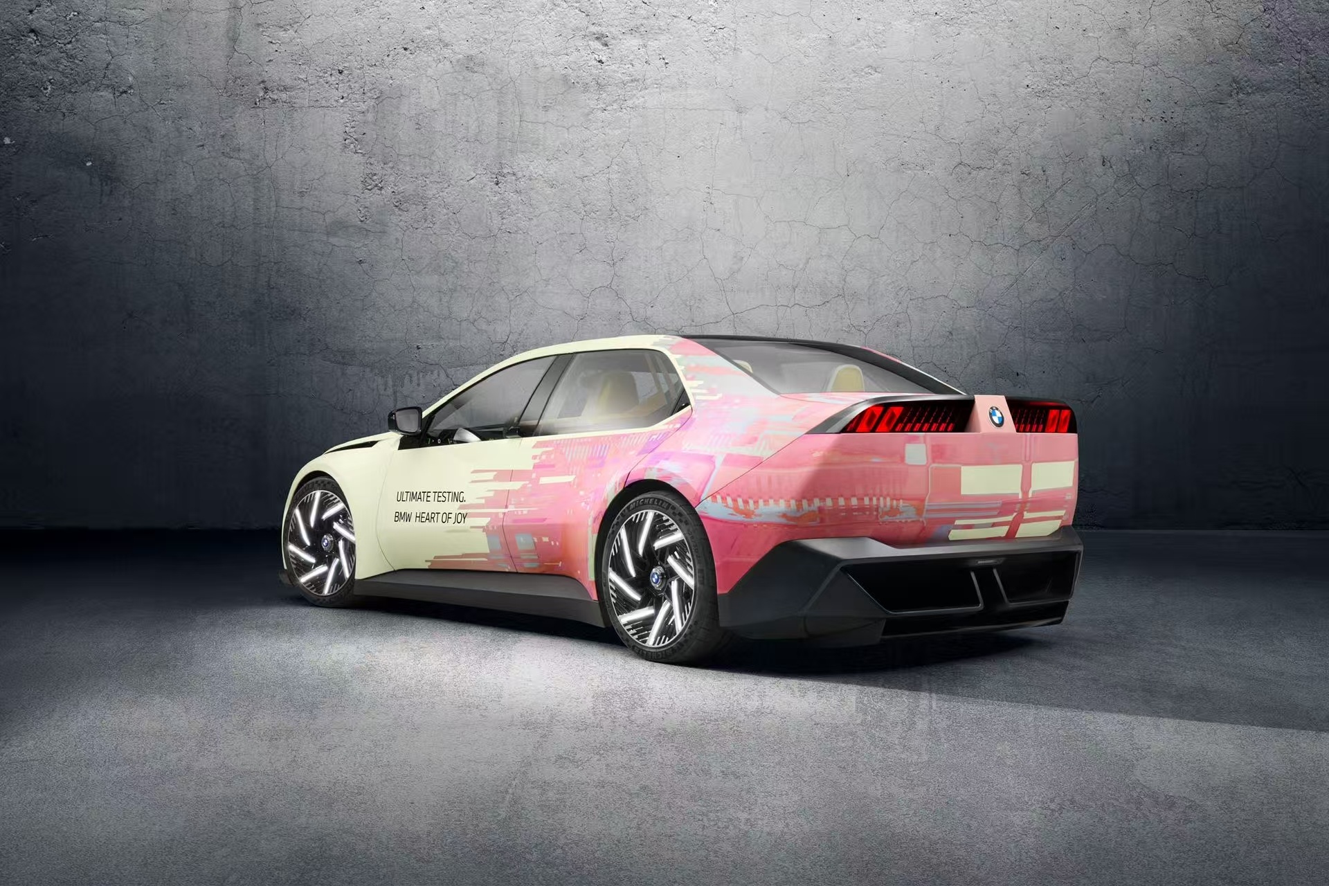 “驾”值创新，“智”启驾趣2.0，宝马上海车展全面推新