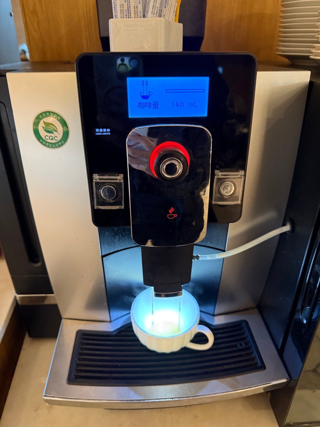 早起一杯黑咖啡 今天再次回到宁赛，穿回我的赛车服，直播测试领克Z20