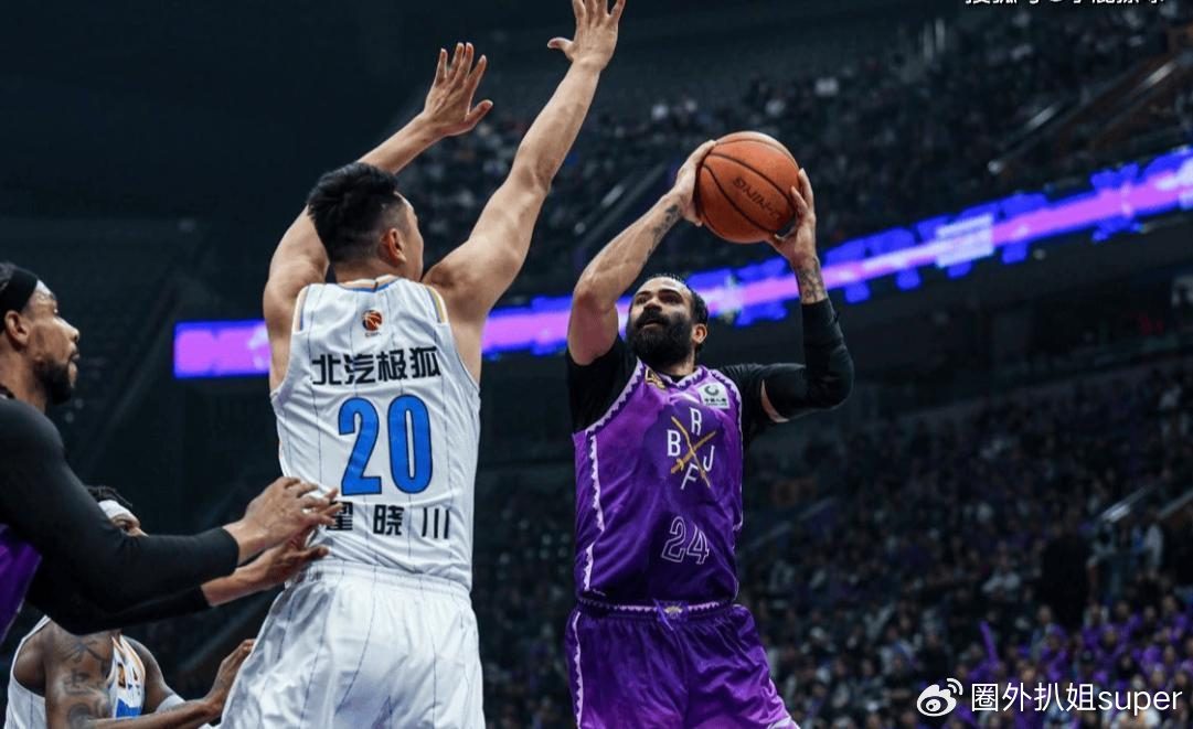 北控重建外线核心走人，闵鹿蕾被他坑下课，出场20分钟球队输29分