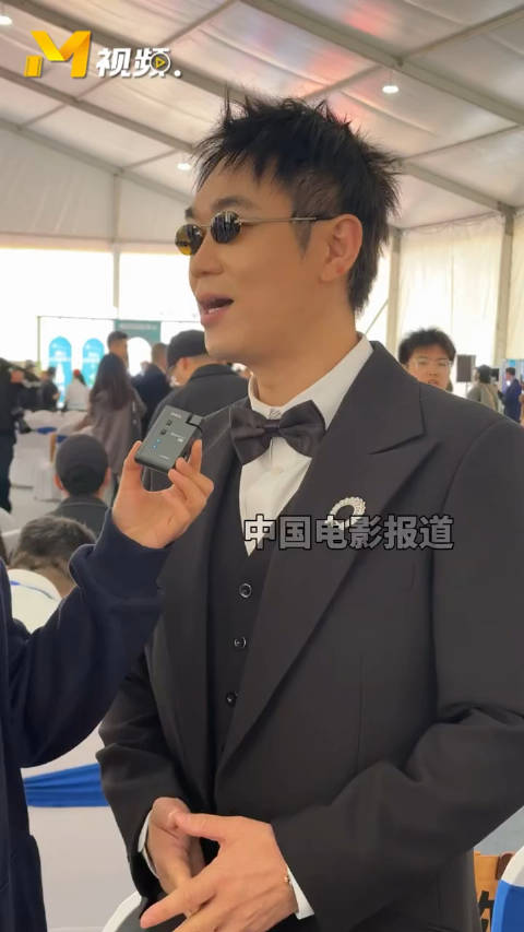 大鹏称王一博获奖比自己更重要