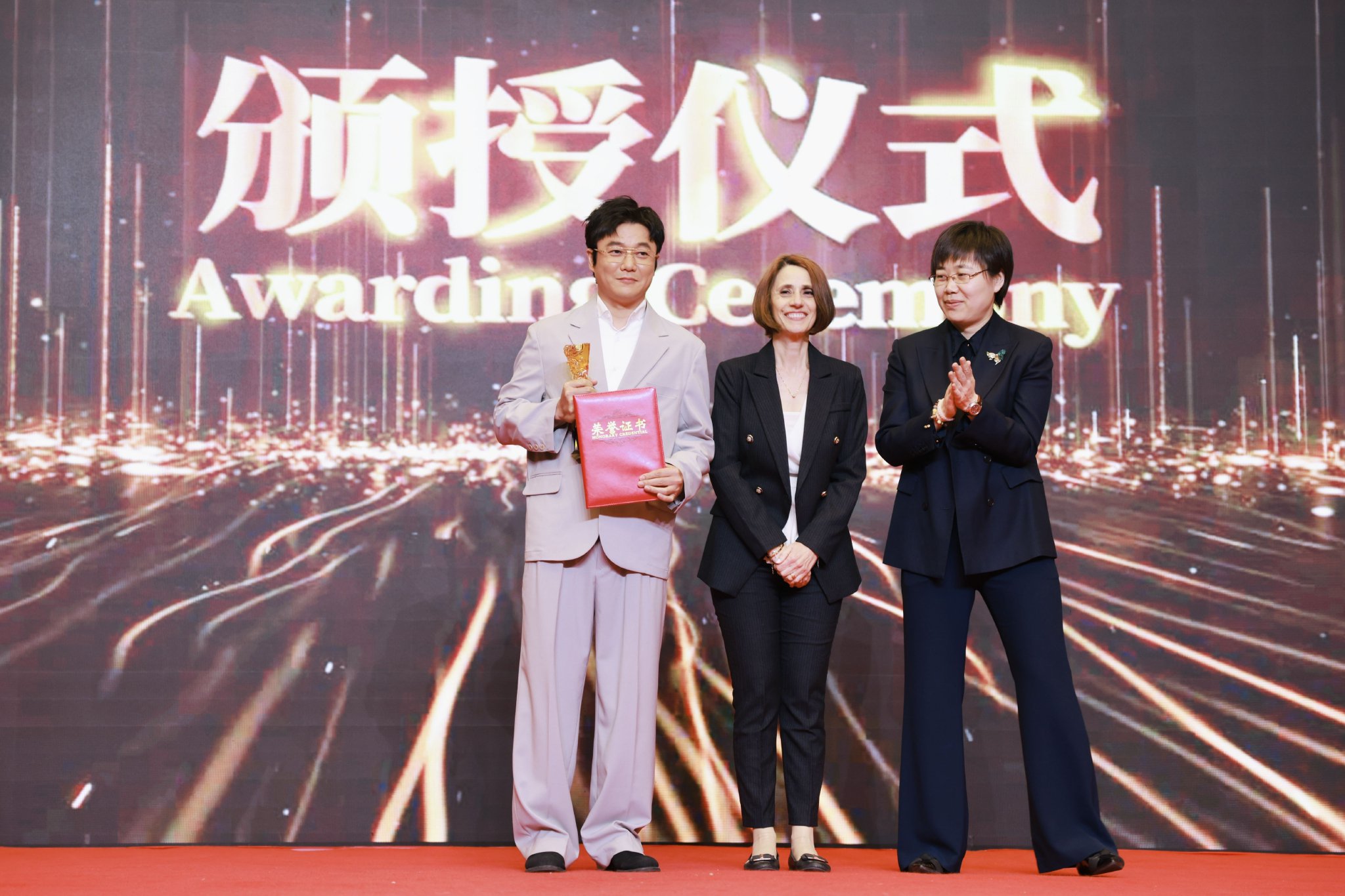 肖央榮膺2025年度外交官電影季「國際形象大使」稱號。 新京報記者 郭延冰 攝