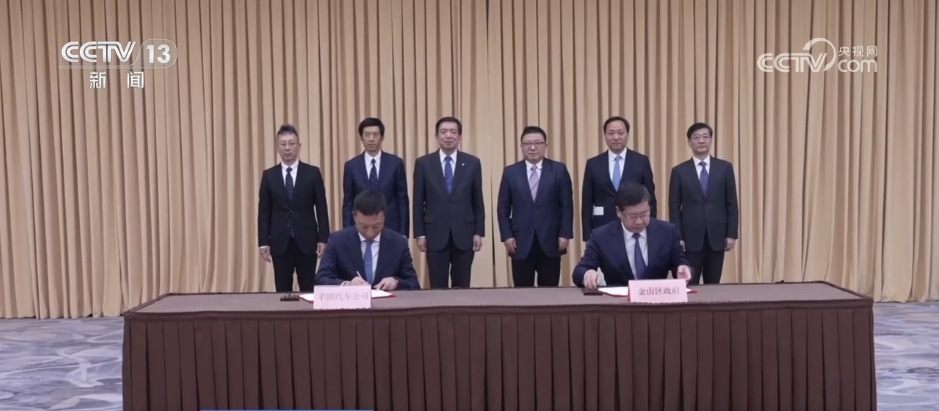 从“走进”到“融入”多家跨国企业扎根本土创新 “加码”投资中国