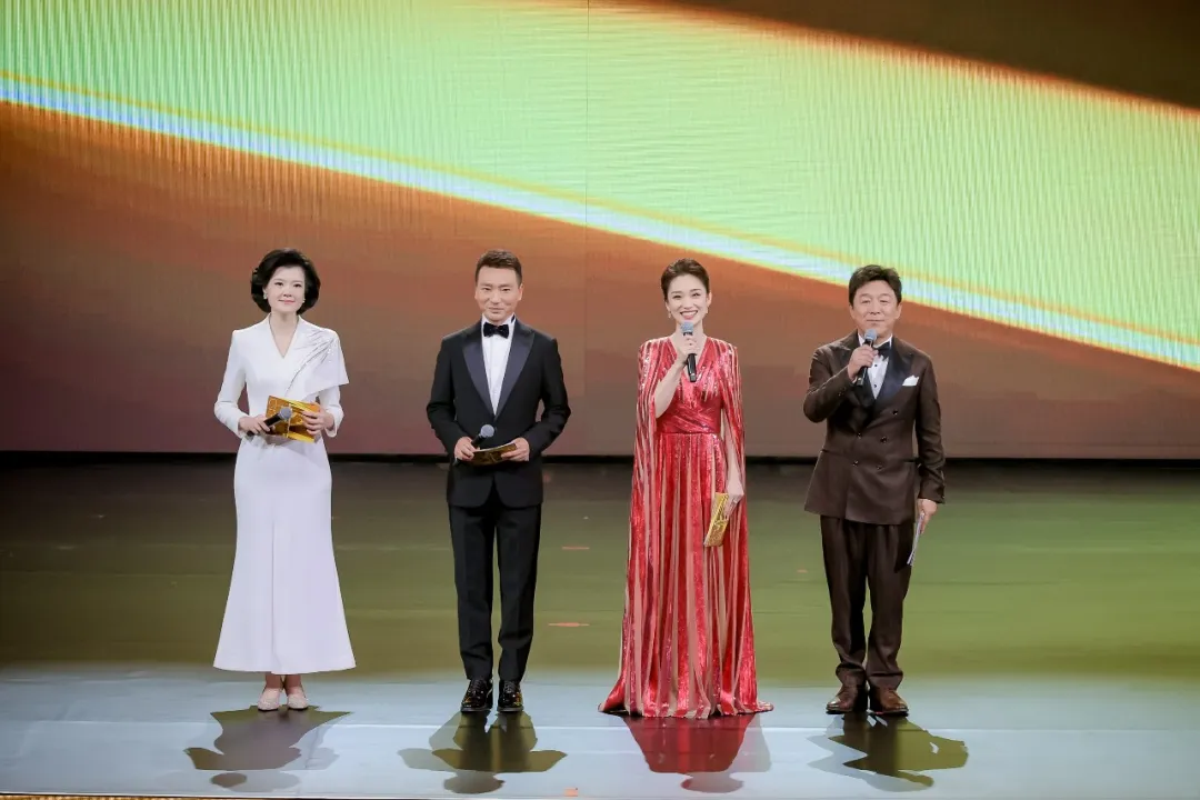 华表奖结果揭晓！《哪吒2》获表彰，张译再获优秀男演员奖