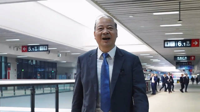 宁德时代的老板也下场当网红了， 流量如此多娇，引无数英雄竞折腰