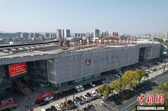 航拍中国轻纺城市场。(无人机照片)项菁 摄