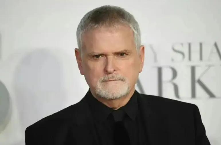 著名导演在家中去世！