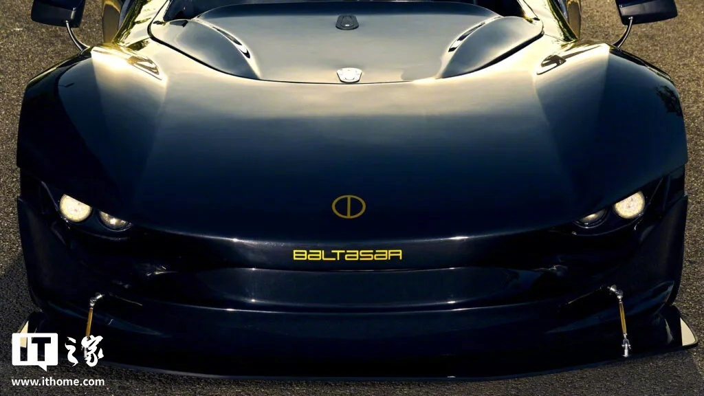 800 公斤电动赛道利器：Baltasar 发布 Revolt R 概念车，5 分钟可充电 80%