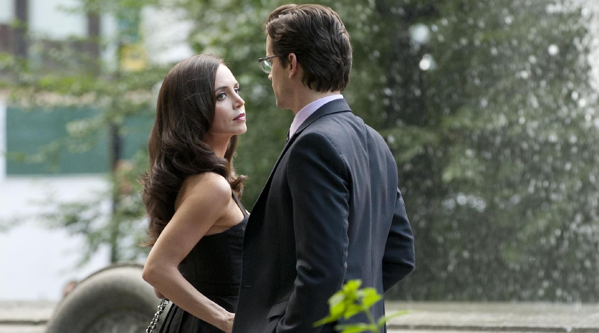 高分悬疑犯罪美剧《妙警贼探 猫鼠游戏》35