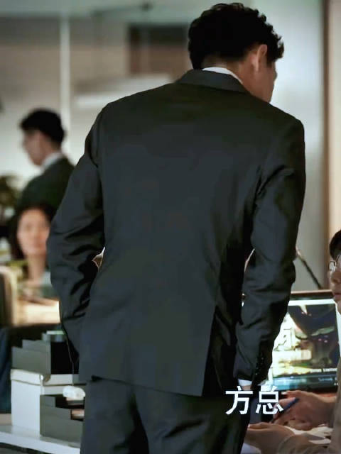 从“九亿少女的梦”的游戏ID开始，林更新就开启了他独特的走红之路